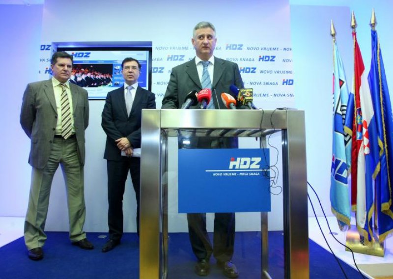 HDZ will ask for early parliamentary election