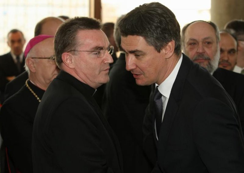 Fronta protiv Vlade: Uz sindikate i branitelji te Crkva