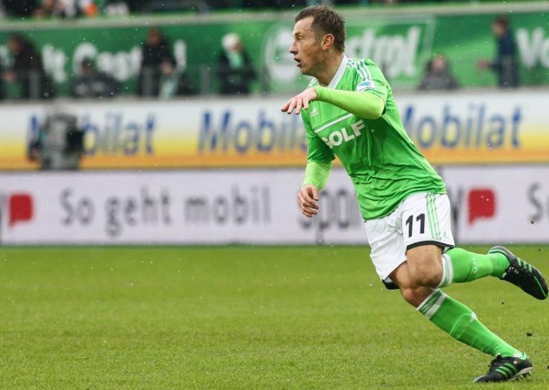 Olić novim golom odveo Wolfsburg prema mirnoj zoni
