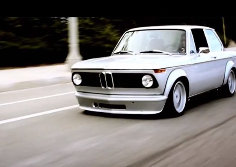 BMW 2002 + motor iz M3 = M2!