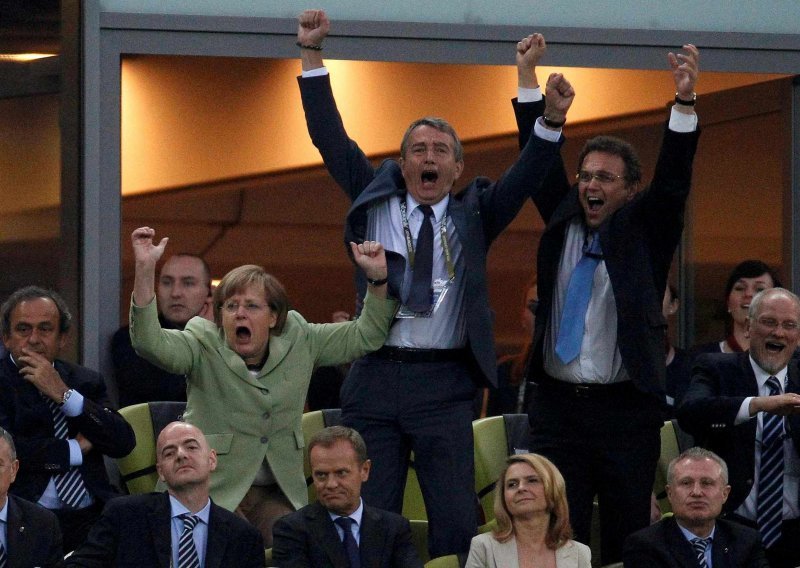 Merkel u slobodno vrijeme sadi krumpire, a boji se samo psa i groma