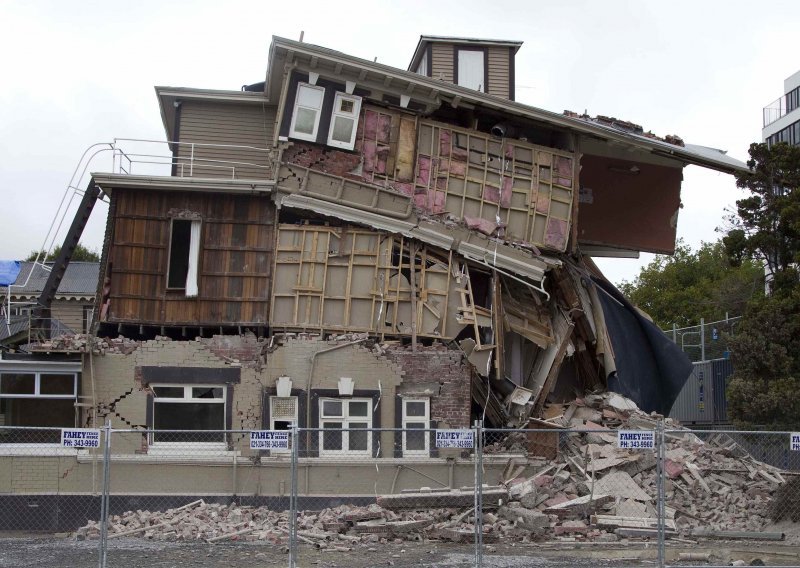 Nakon potresa od 7,4 na Novom Zelandu proglašena opasnost od cunamija