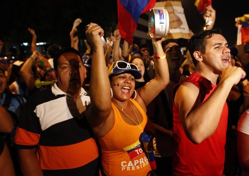 Prosvjedi u Venezueli: traže se izbori i odlazak 'diktatora Madura'