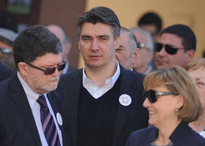 Nepopularnog Milanovića mole da ne sudjeluje u kampanji