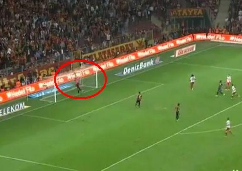 Ovakav gol Didier Drogba još nije zabio!
