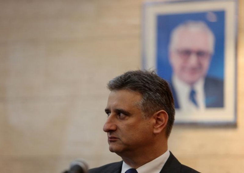 Karamarko dobio podršku u Milinovićevoj Lici