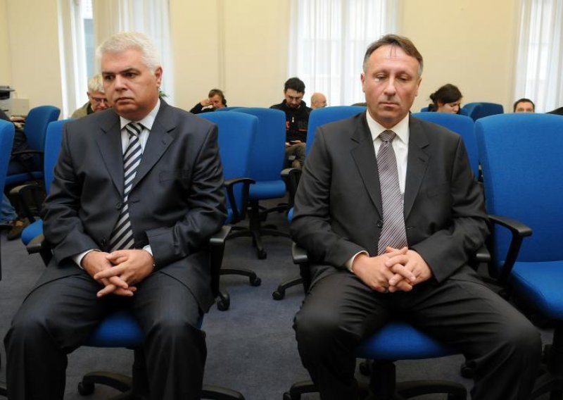 Former assistant defence minister dismisses USKOK's charges