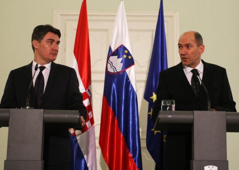 Lesar i Srb opalili po memorandumu sa Slovenijom