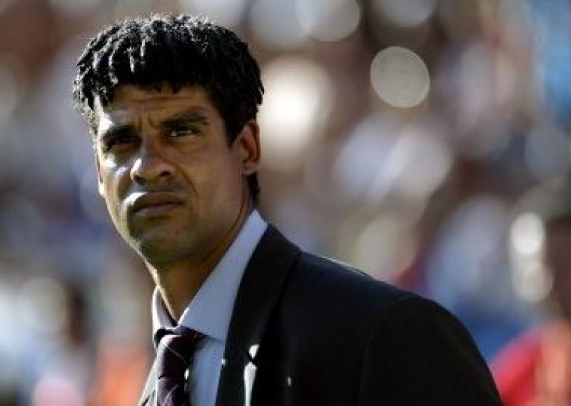 Rijkaard: Zainteresiran sam za klupu Chelseaja