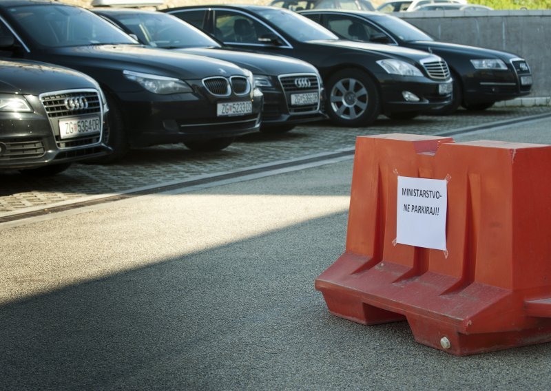 Snažan skok prodaje automobila u siječnju