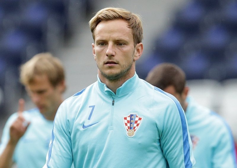 Rakitić se još nije pridružio hrvatskoj reprezentaciji