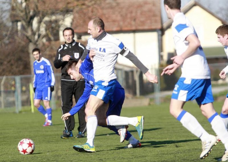 Slaven prijelazni rok završio bez većih potresa