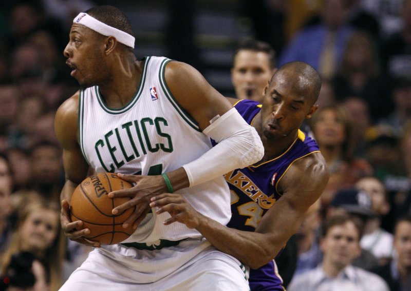 Boston pregazio Lakerse, Denver razbio Chicago