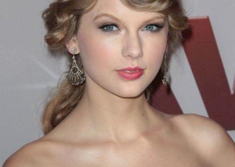Koje je beauty tajne otkrila Taylor Swift?