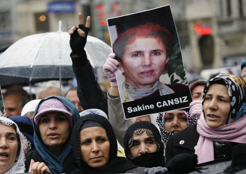 Tko stoji iza egzekucije triju kurdskih aktivistica?