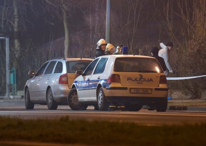 Bomb squad called in downtown Zagreb car park over suspicious box
