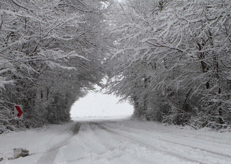 Već danas stižu snijeg i zahlađenje od 10-ak °C