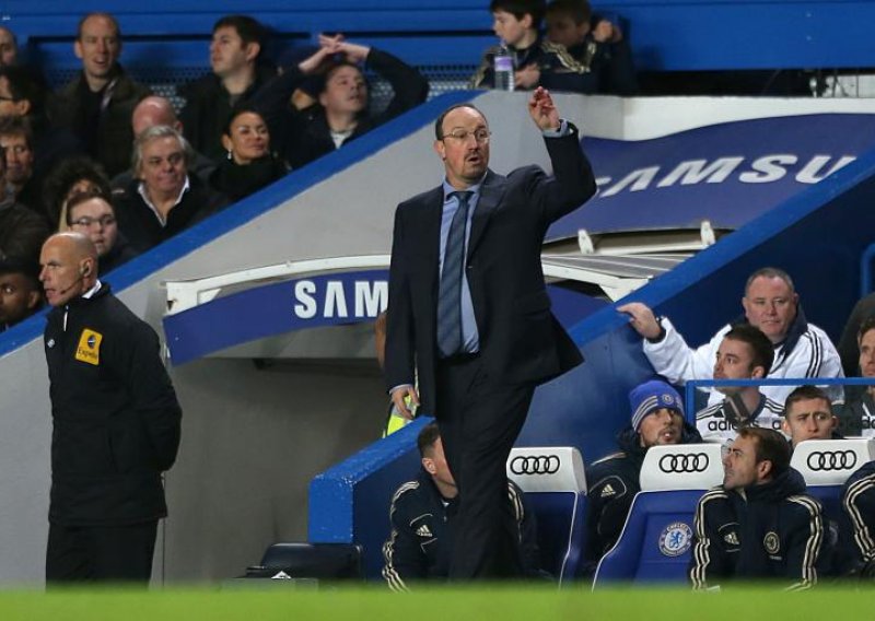 Benitez debitirao uz bod i uvrede Stamford Bridgea