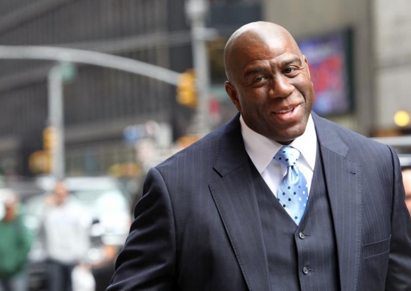 Magic Johnson dao ostavku na mjesto predsjednika Lakersa