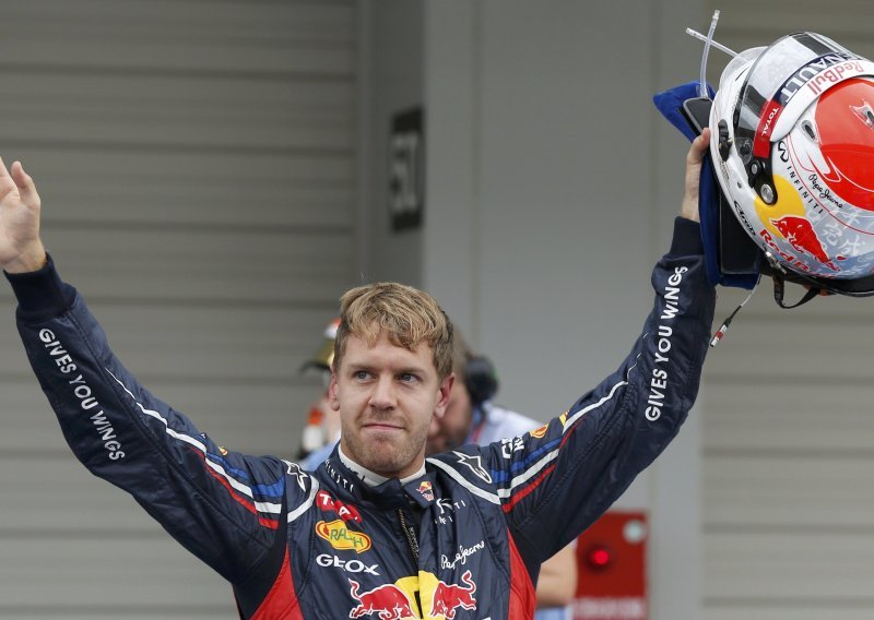Vettel opet odjurio do 'pole positiona'