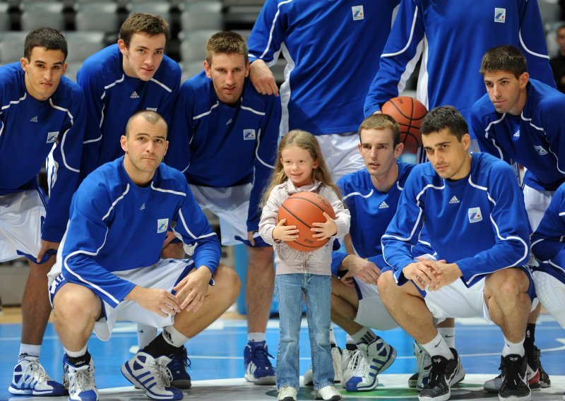 NBA i Euro krema na spektaklu u Jazinama: Pomognimo malom anđelu!