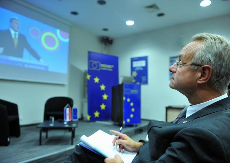Vandoren expects Croatia's EU treaty to be ratified on time