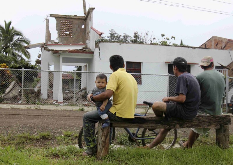 U snažnom potresu u Kostariki poginule dvije osobe