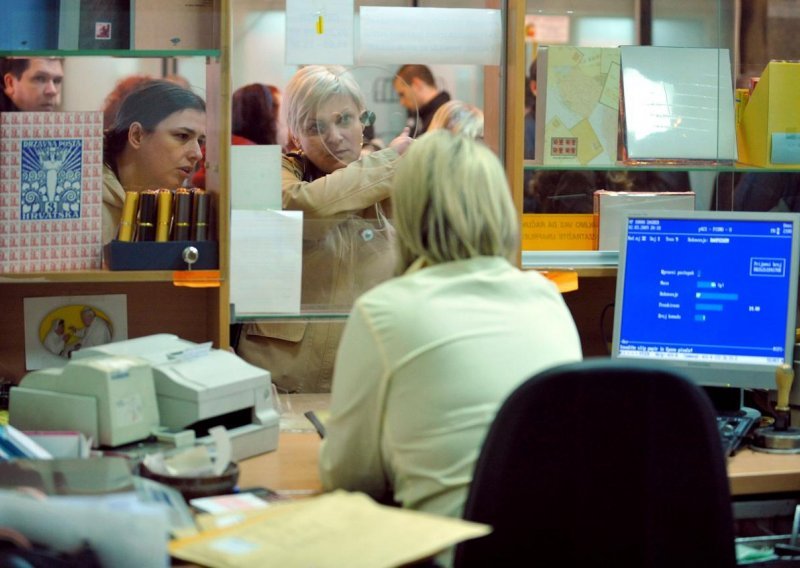 Državni službenici uskoro pod posebnim nadzorom, i to građana