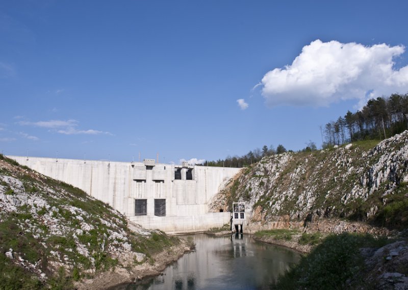 'Dajte nam obnovljive izvore, a ne velike hidroelektrane'