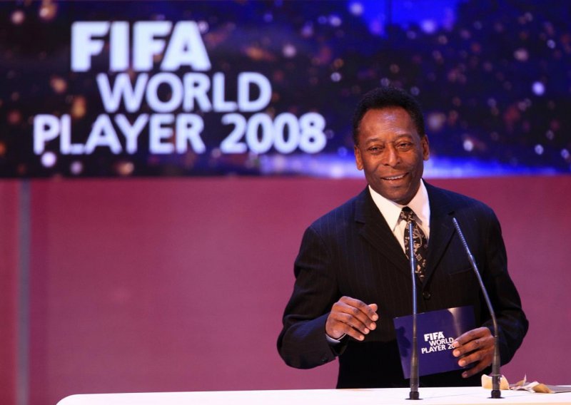 Pele: Cijeli svijet zna da me Maradona obožava