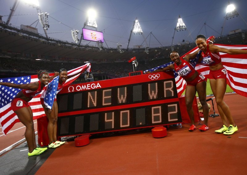 Svjetski rekord i zlato Amerikanki na 4x100m