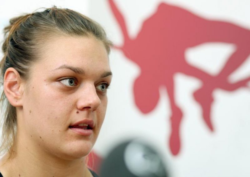 Sandra Perković uživo iz Hrvatske kuće