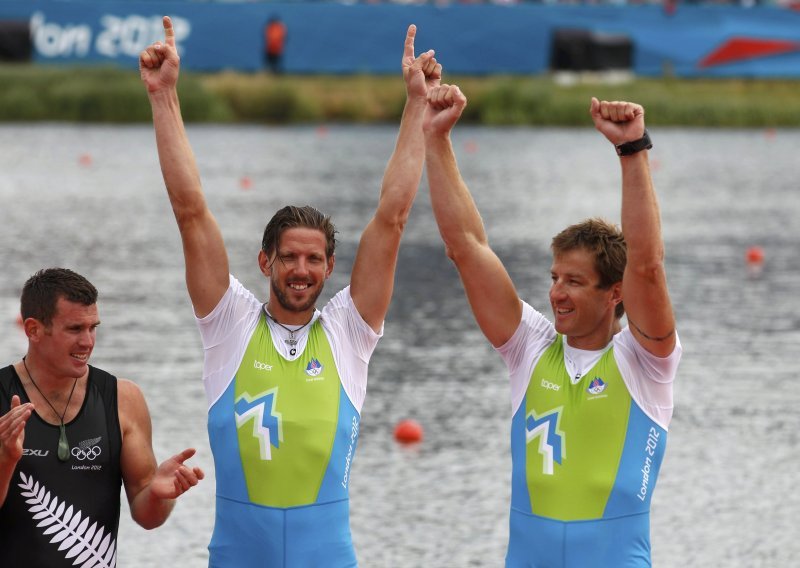 Slovenci uzeli i drugu medalju: Veterani do bronce!