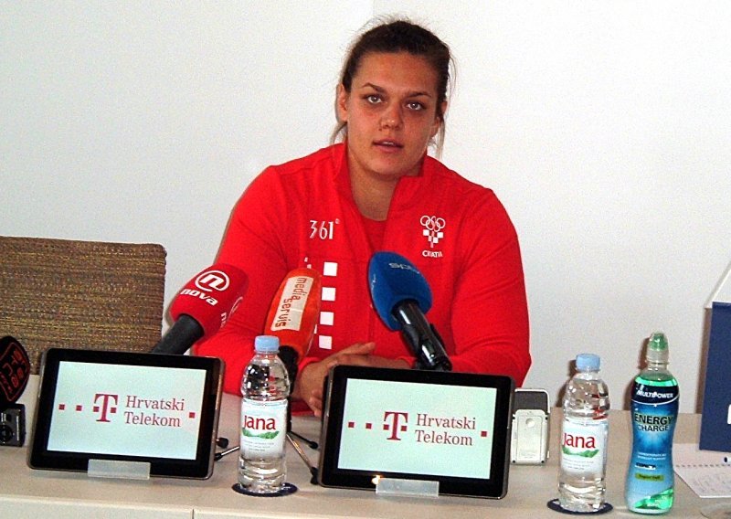 Sandra: Ako si dobar, ne smeta ti gdje spavaš