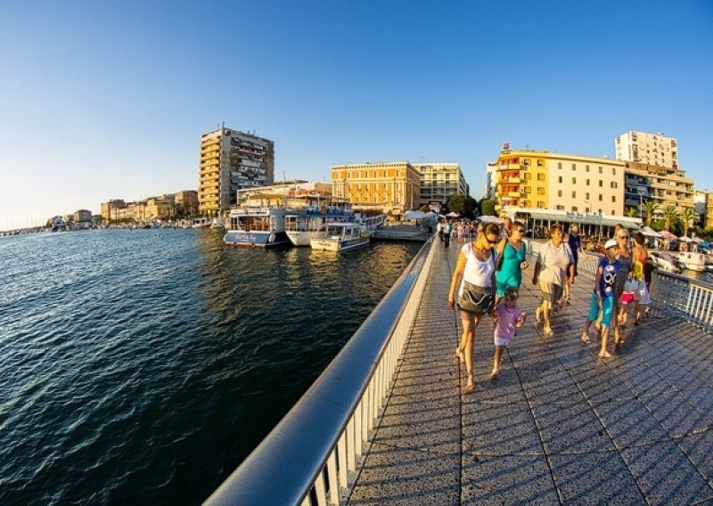 'Bookeri' se potukli zbog izletnika