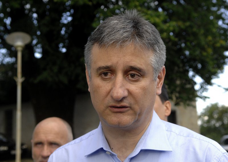 Karamarko: Istjerali smo lopovluk iz stranke