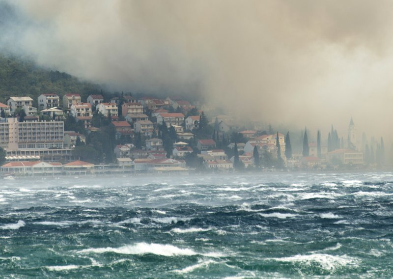 Several wildfires break out along Croatia's Adriatic coast