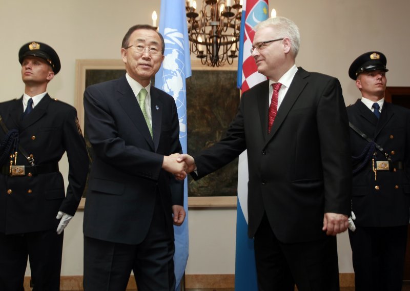 Josipovic, Ban agree that Croatia contributes to global peacemaking policy