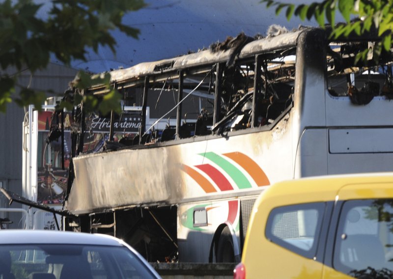 Šestero poginulih, 30-tak ranjenih u eksploziji izraelskog busa