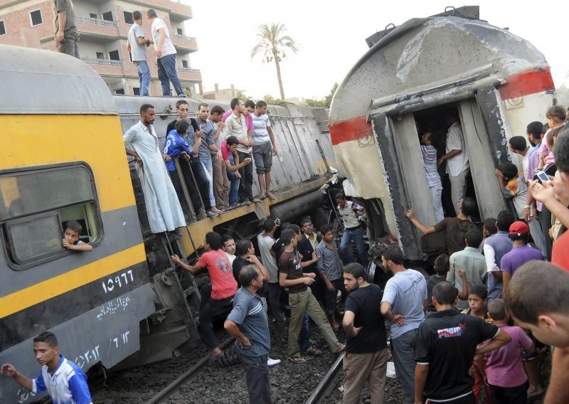 U željezničkoj nesreći ranjeno 15 Egipćana