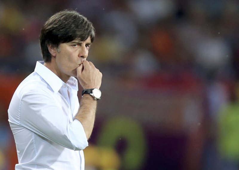 Löw: Nećemo staviti flastera na Pirla