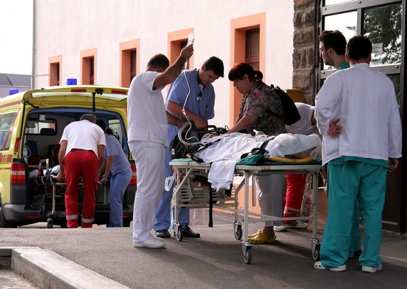 Five Czech tourists with serious injuries remain in Gospic hospital