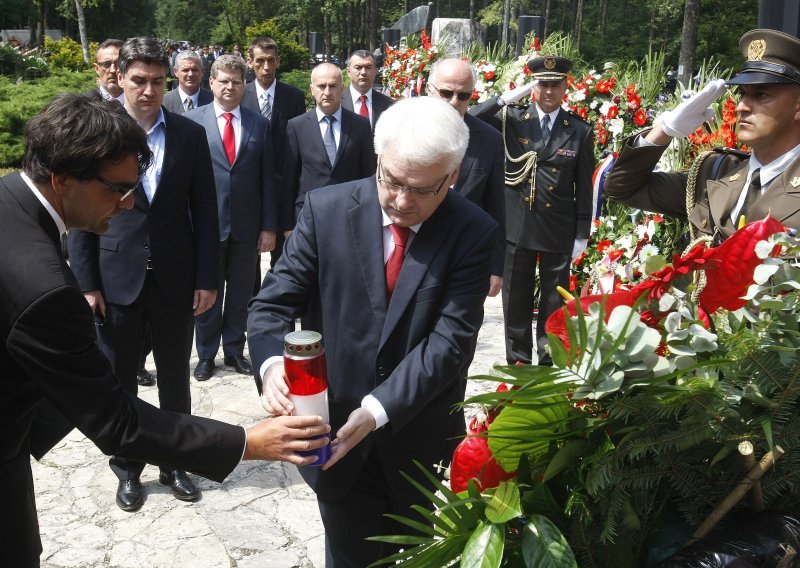 Josipovic: 'What Partisans were in 1941, our defenders were in 1990s'
