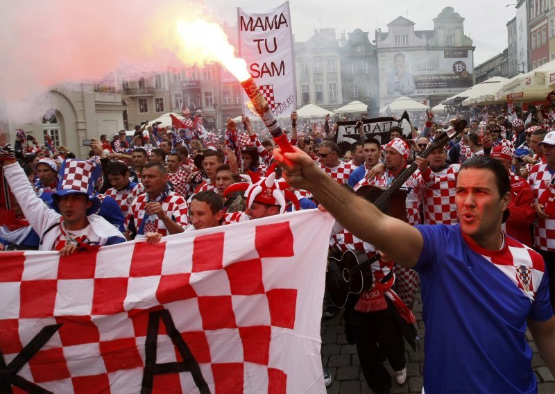 Croatian Football Federation distances itself from crowd incidents