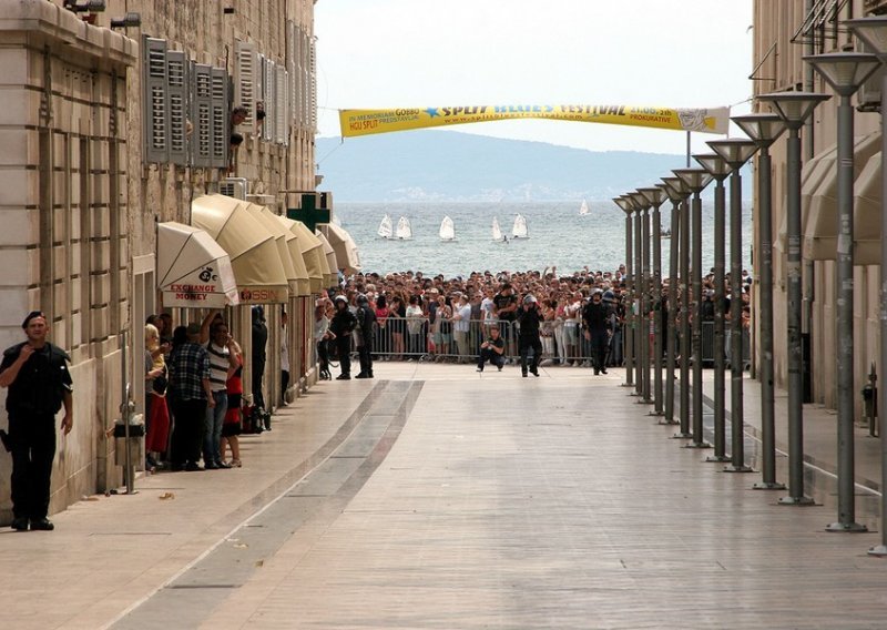 HHO slams Split city authorities' decision to change venue of Gay Pride parade