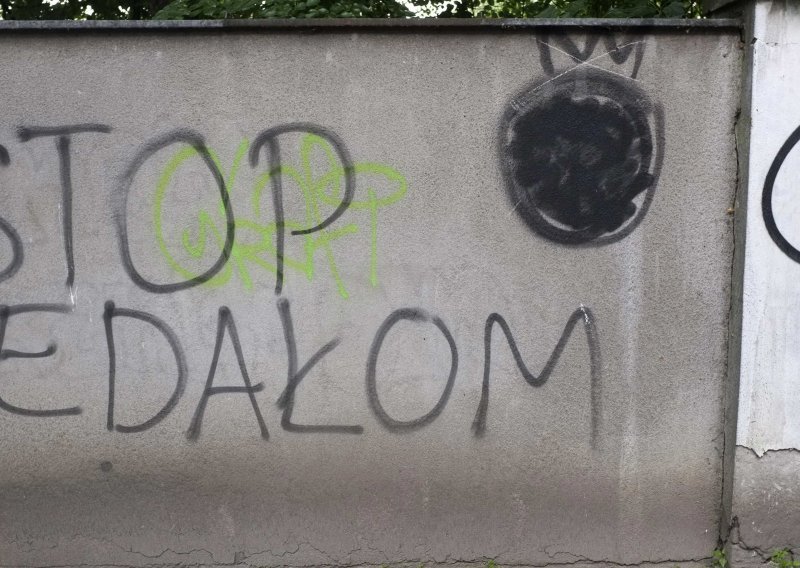 Ružni grafiti osvanuli u centru Varšave