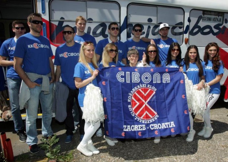 Cibona tramvajem do kumčeta vuka