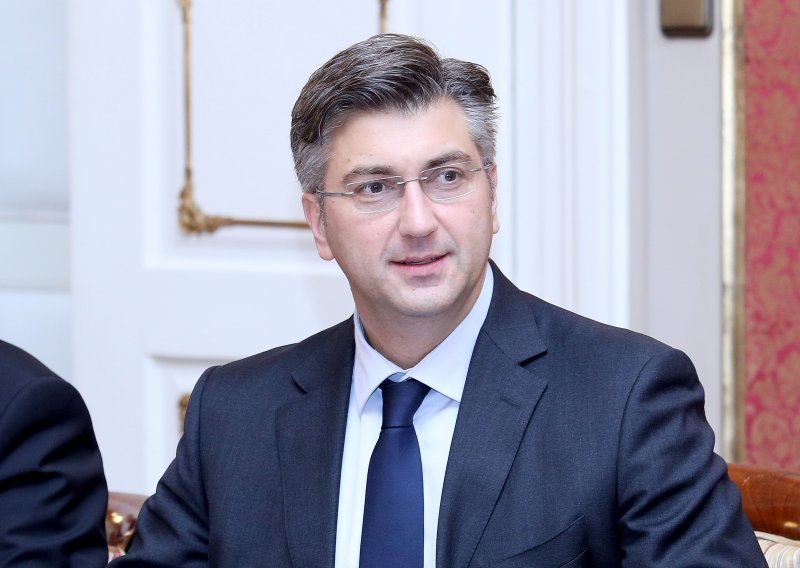 Plenković: Cijela Vlada stoji iza porezne reforme