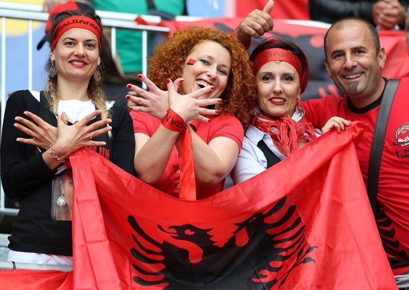 Albanci prkose teroristima i Izraelce dočekuju u - Albaniji