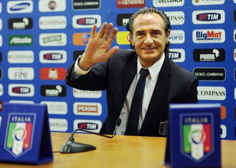 Prandelli u stručni stožer pozvao i - sina!